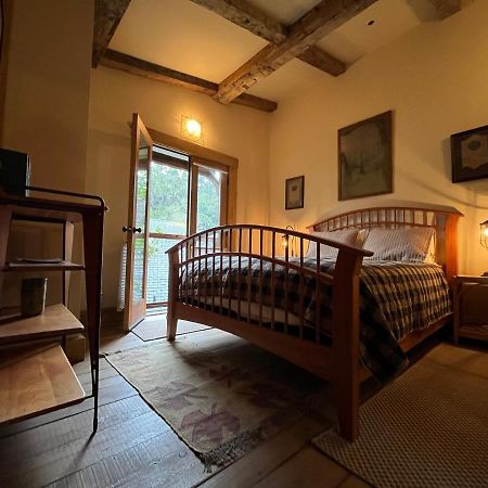 The Squibb Houses Cambria Esterno foto